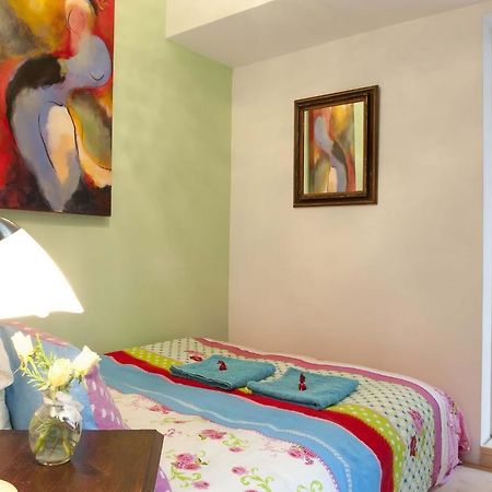 B&B Romantic Rooms Central Haarlem Bilik gambar